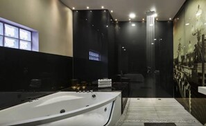 Penthouse Mewah, Beberapa Tempat Tidur, Bebas Asap Rokok | Jet tub