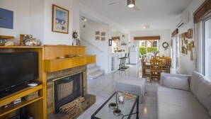 Unclassified image, 4 of 31, button - Protaras Green Bay Seaview Villa (Paralimni)