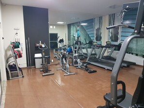 Fitness facility - Charming Furnished Studio Flat (Goiania)