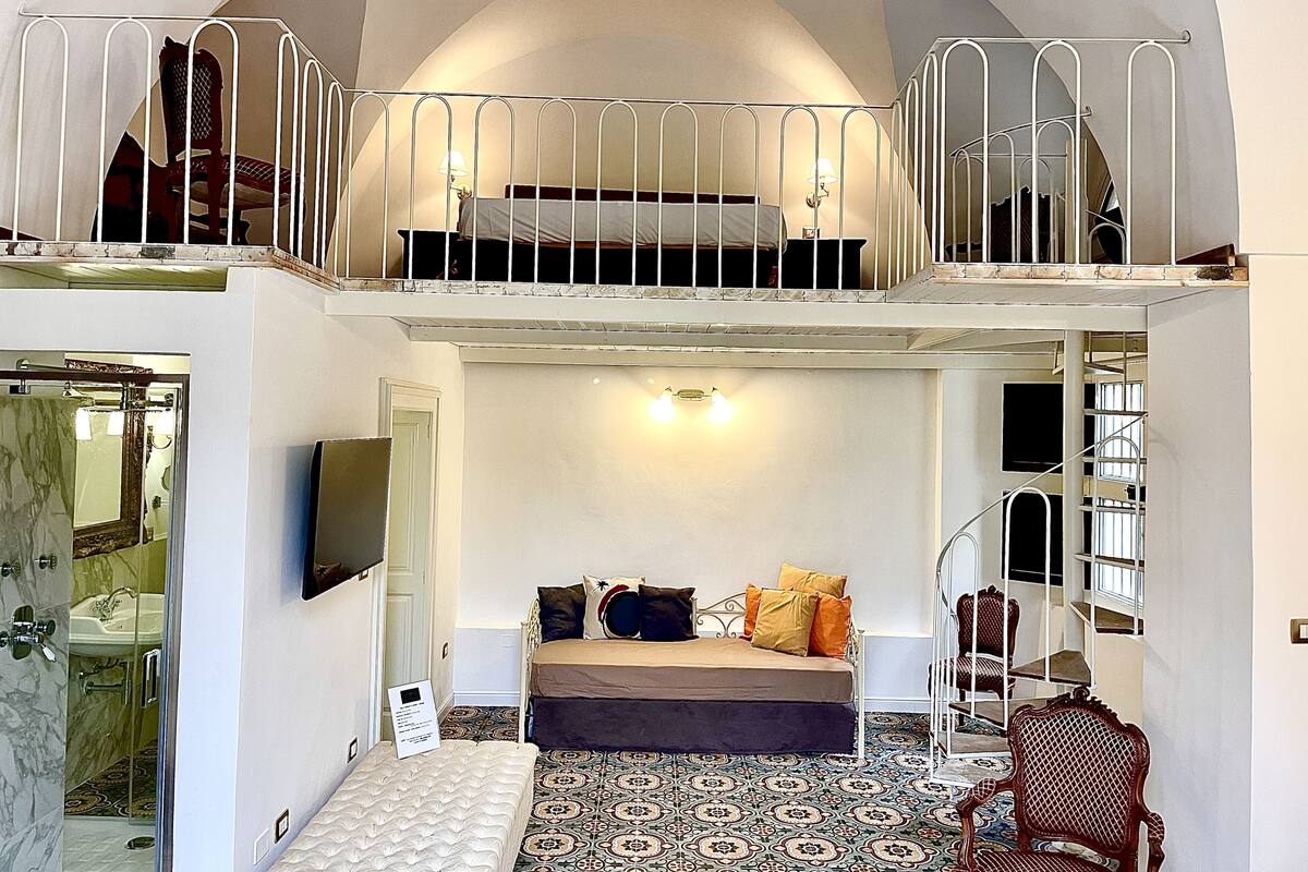 Habitación Confort, patio, vista al parque | 1 habitación, ropa de cama de alta calidad y edredón
