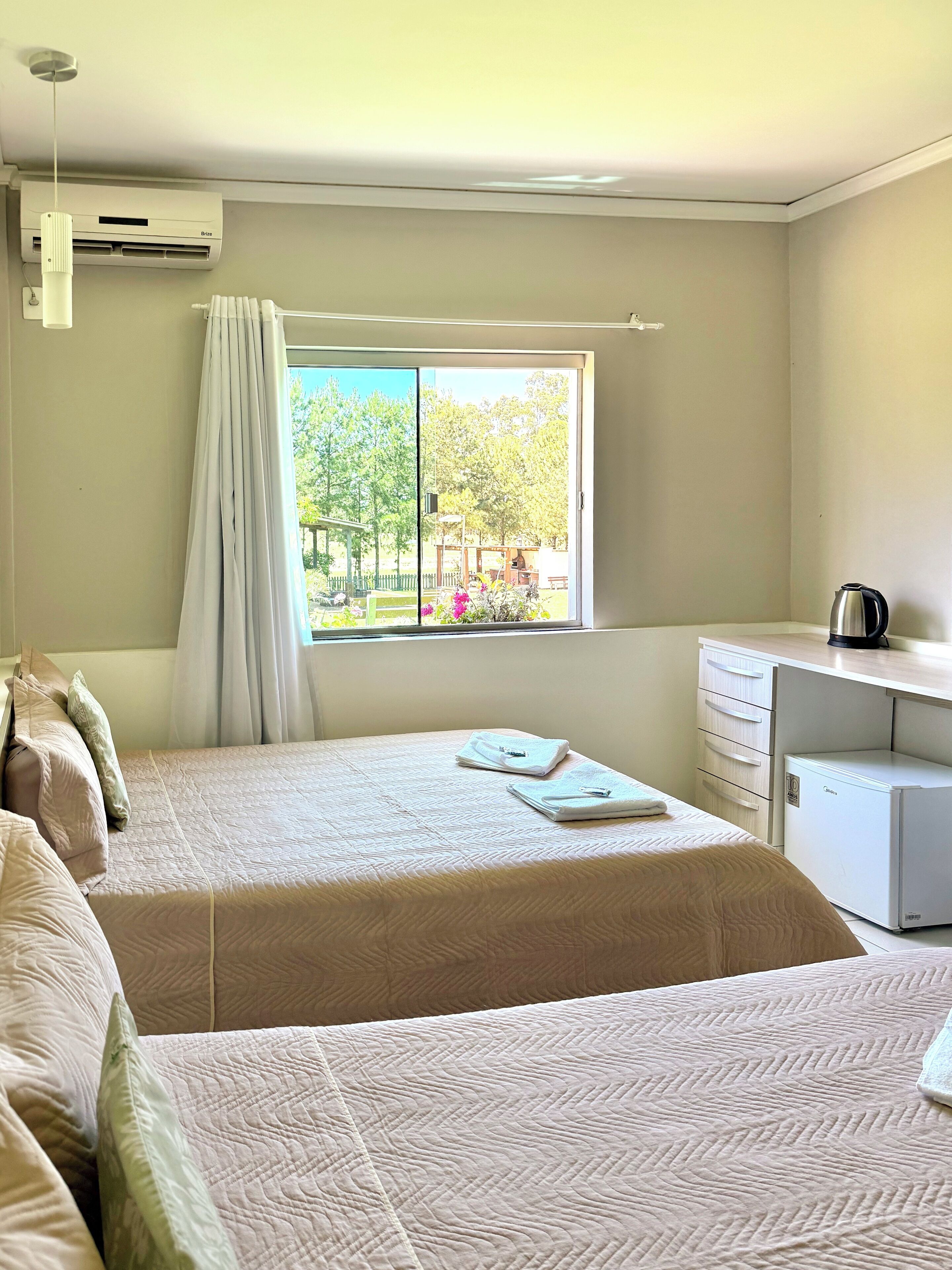 Standard Room | Premium bedding, individually furnished, desk, laptop workspace