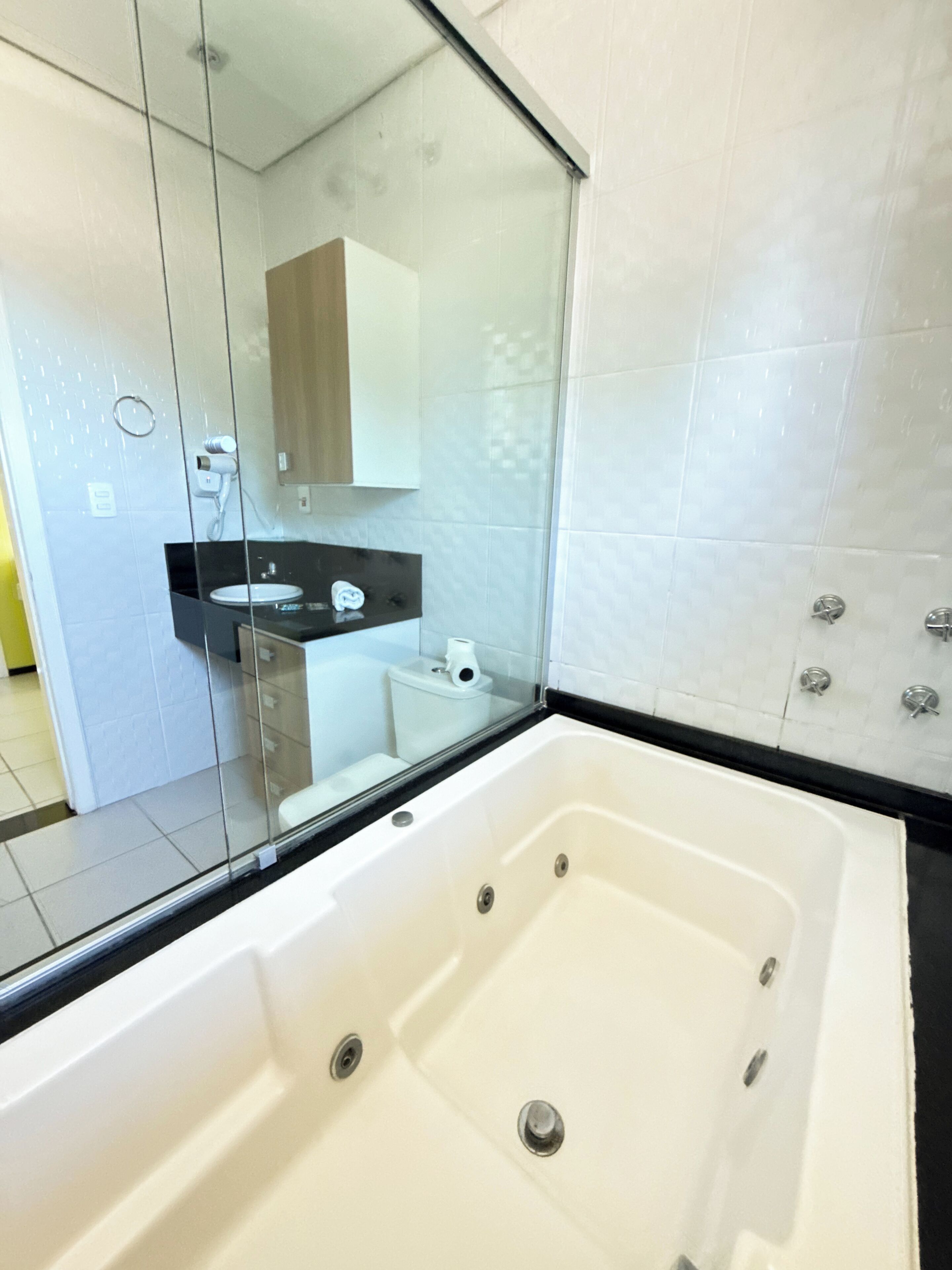 Deluxe Room | Premium bedding, individually furnished, desk, laptop workspace