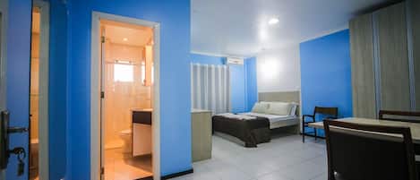 Comfort Double Room, 1 Double Bed, Non Smoking | Premium bedding, individually furnished, desk, blackout curtains