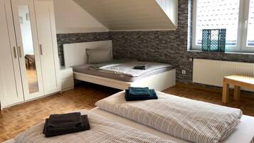 3 bedrooms, soundproofing, iron/ironing board, cots/infant beds