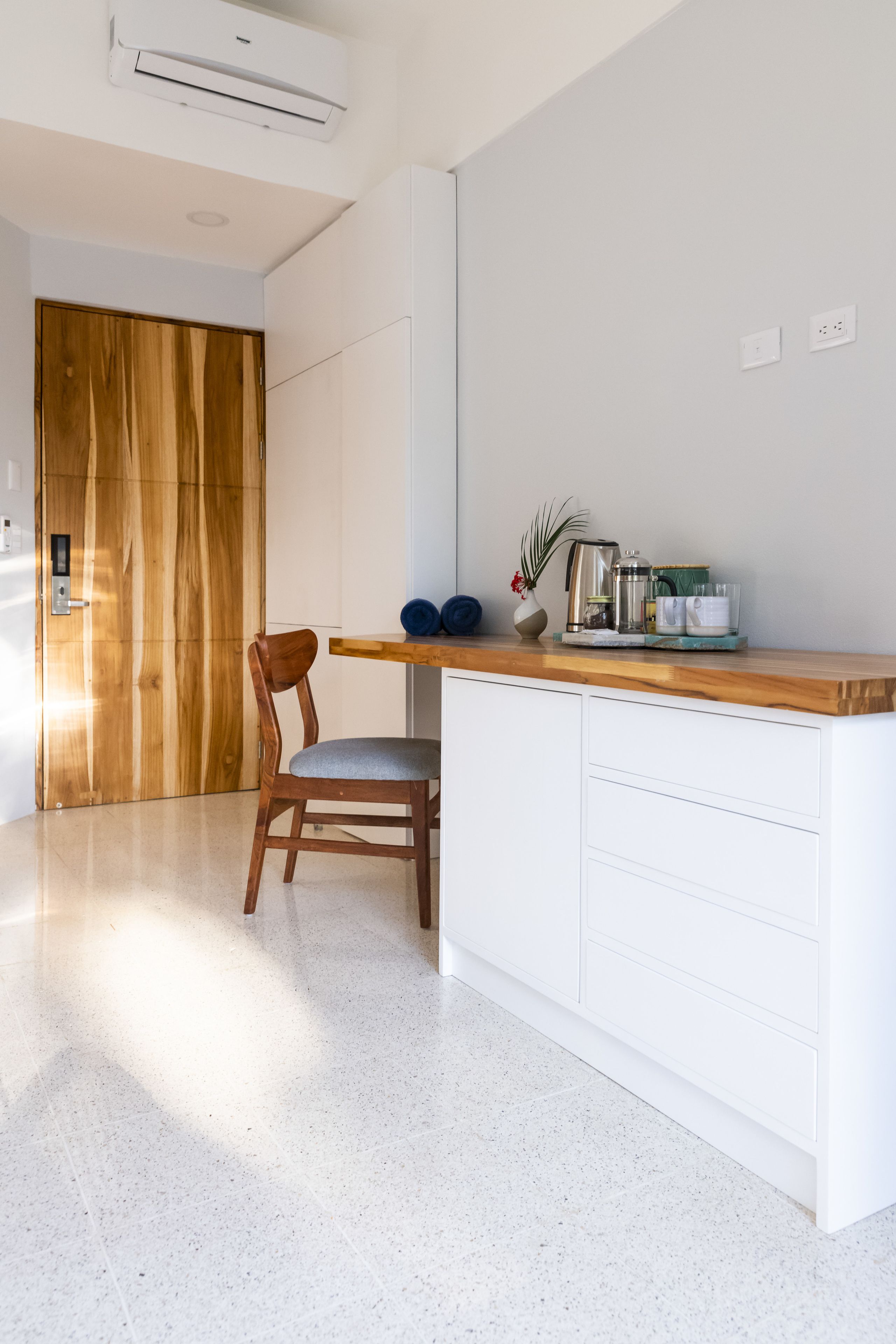 1 bedroom, egyptian cotton sheets, premium bedding, minibar