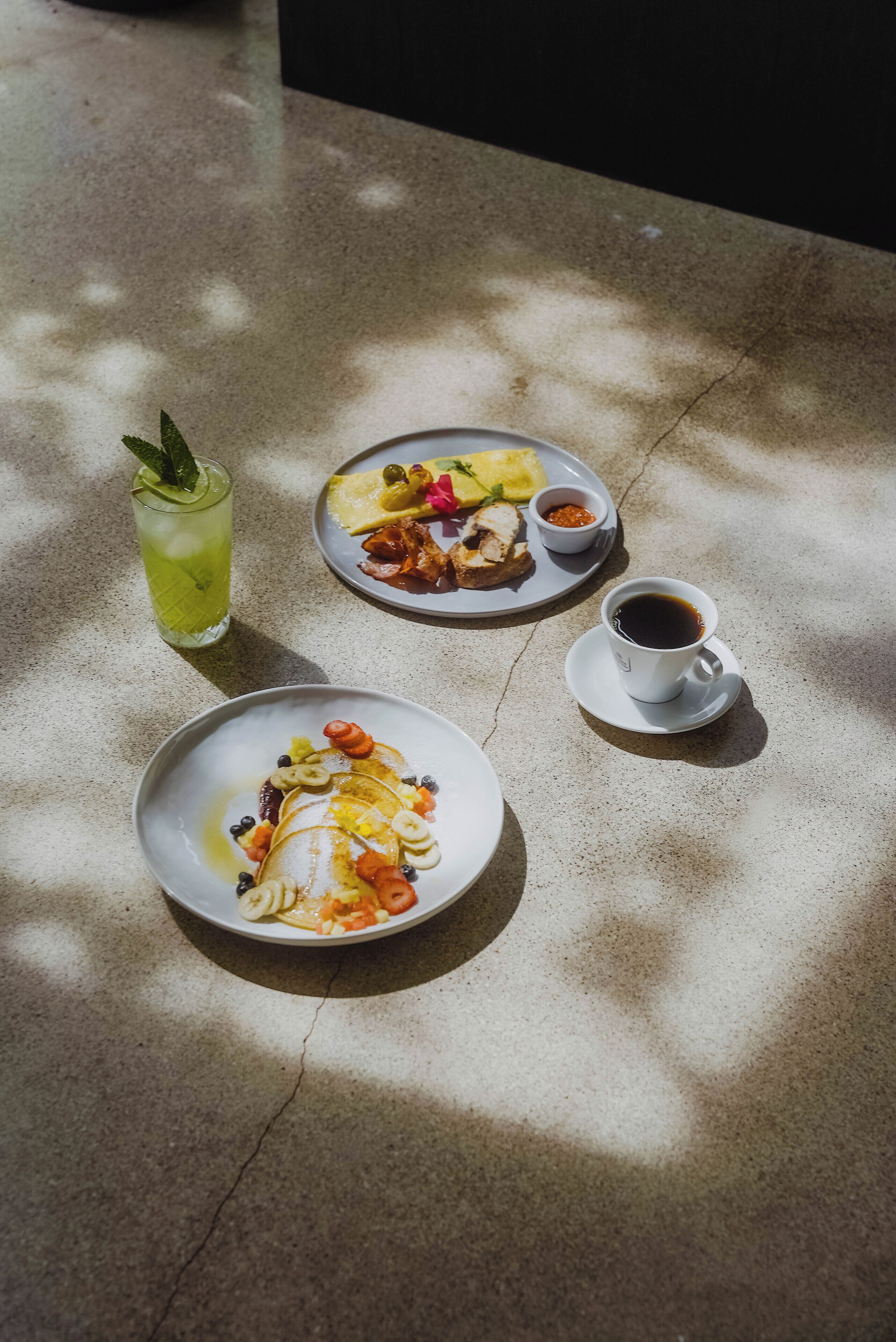 free daily cooked-to-order breakfast