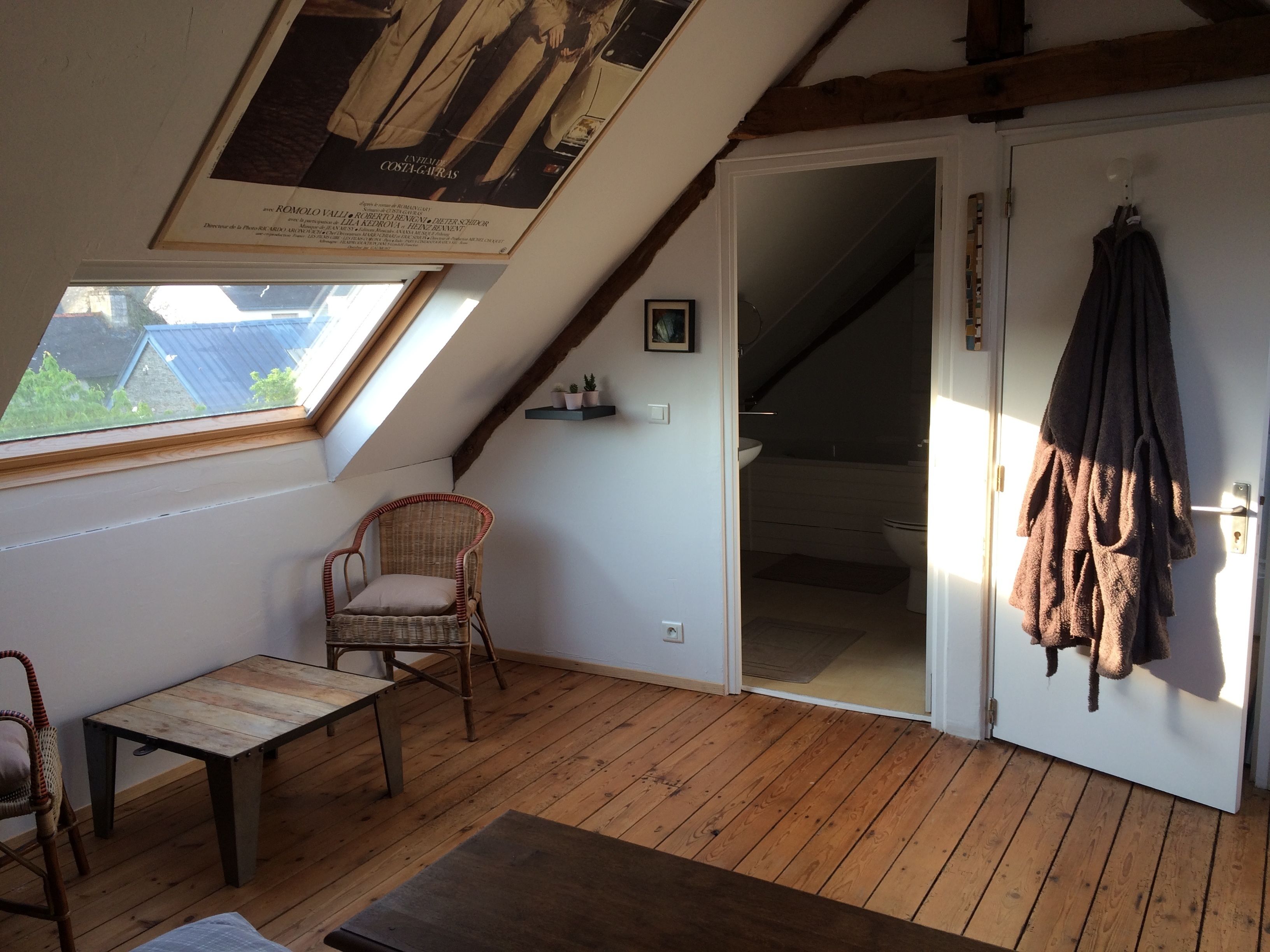 Deluxe-Doppelzimmer, 1 Queen-Bett, Nichtraucher (Babord) | Hochwertige Bettwaren, kostenlose Minibar, individuell dekoriert