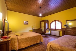 Desk, iron/ironing board, free WiFi, bed sheets