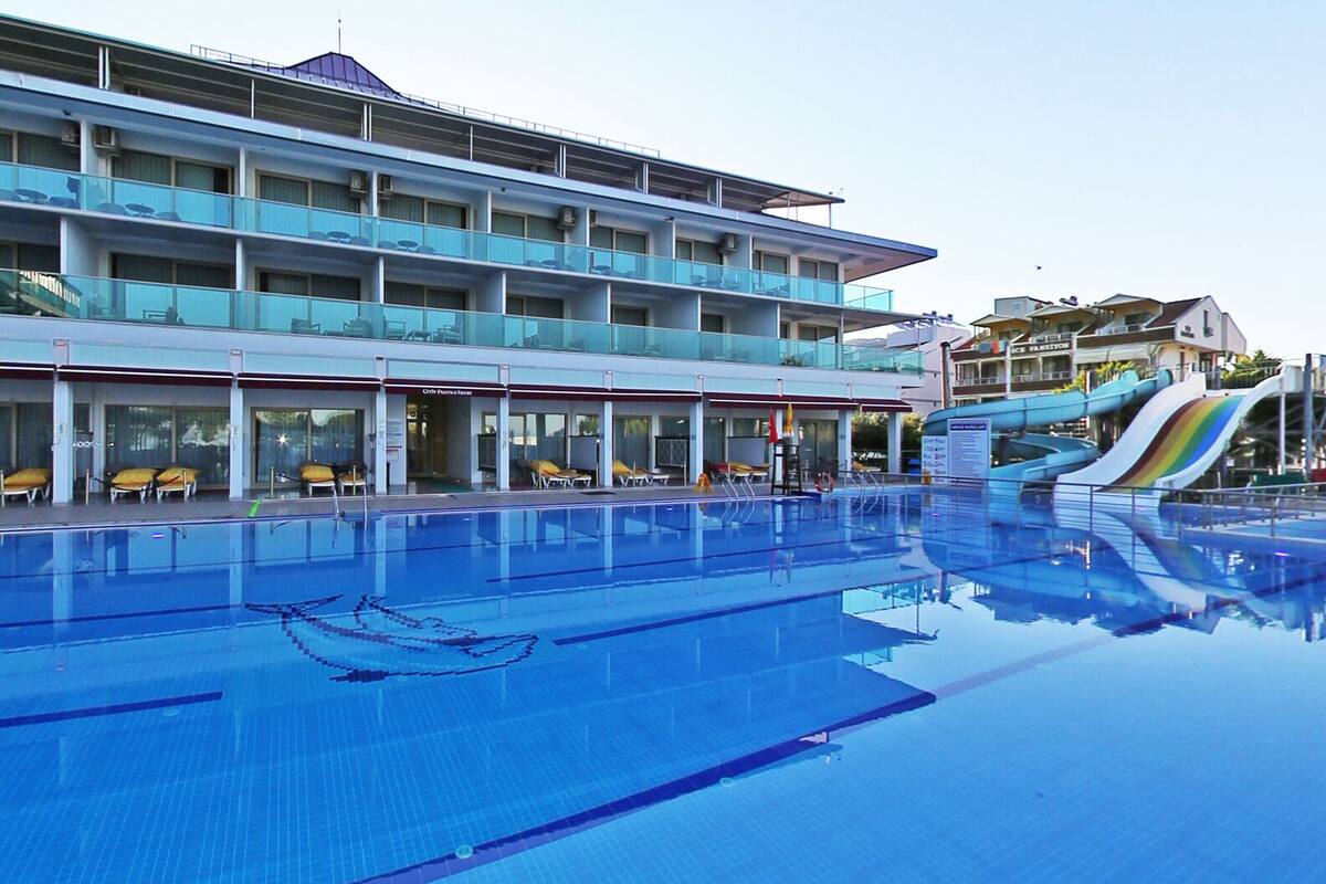 Standard Triple Room, Pool View
