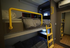 Dormitory Room with Shared Bathroom | Iron/ironing board, free WiFi