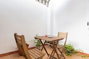 Loft | Courtyard view