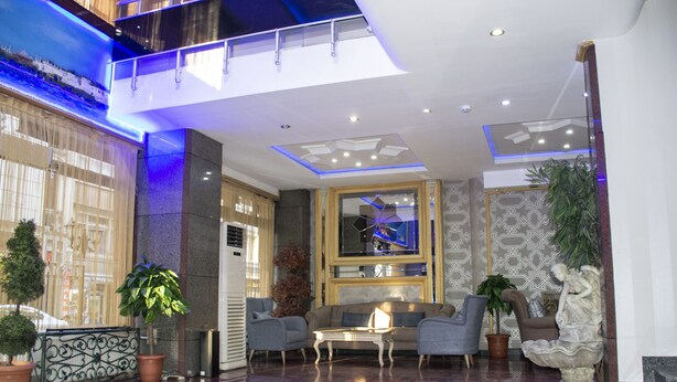 Ảnh chưa phân loại, 1 trong số 34 ảnh, nút