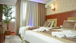 Ảnh chưa phân loại, 2 trong số 34 ảnh, nút