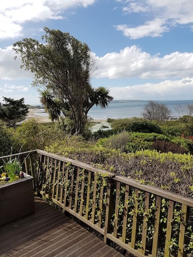 Private seaside couples hideaway