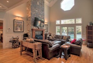 Smart TV, fireplace, DVD player, foosball