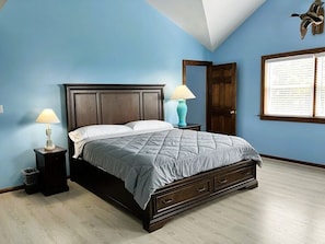 4 bedrooms, Internet, bed sheets