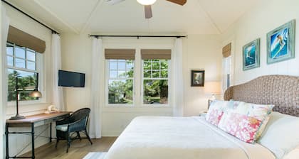 Stunning 2 Bedroom Luxury Cottage 300 feet from Poipu Beach Park