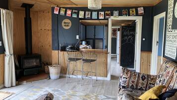 Fireplace, books, stereo