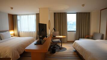 Zimmersafe, Schreibtisch, kostenloses WLAN