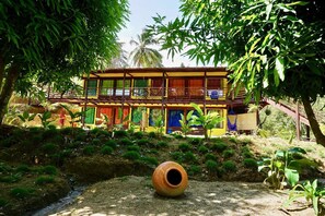 Front of property - Barranquero Hotel (Santa Marta)