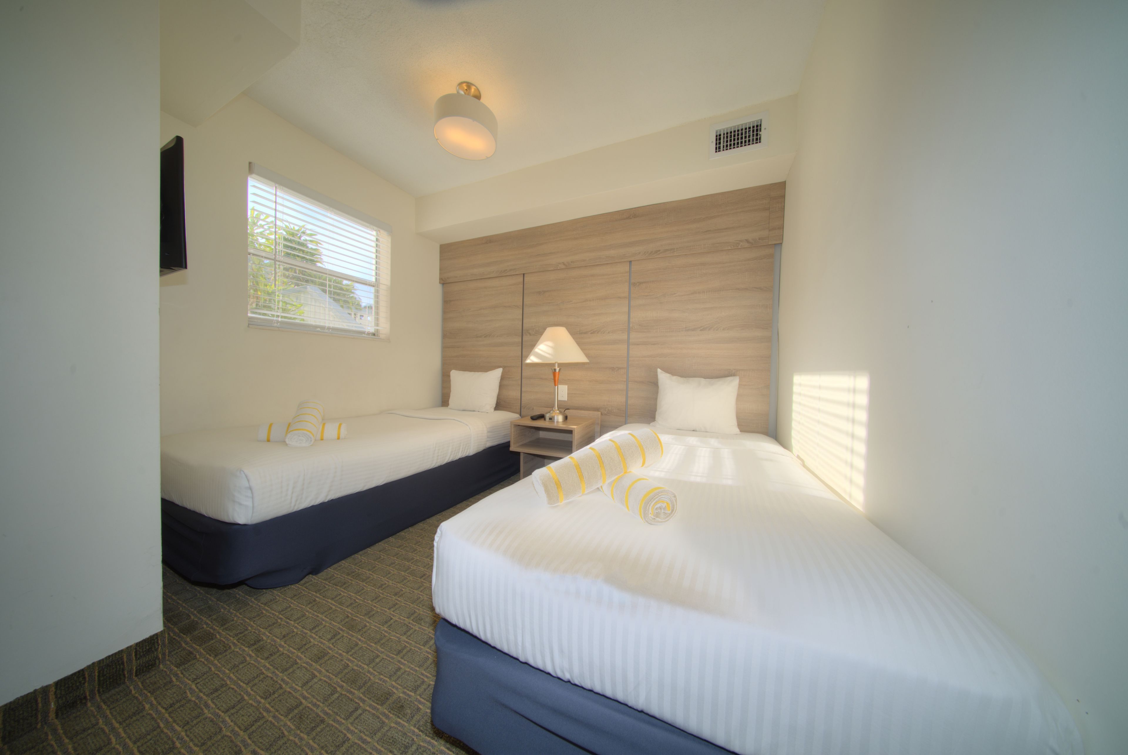 deluxe apartment, 2 bedrooms | 1 bedroom, premium bedding, in-room safe, individually decorated