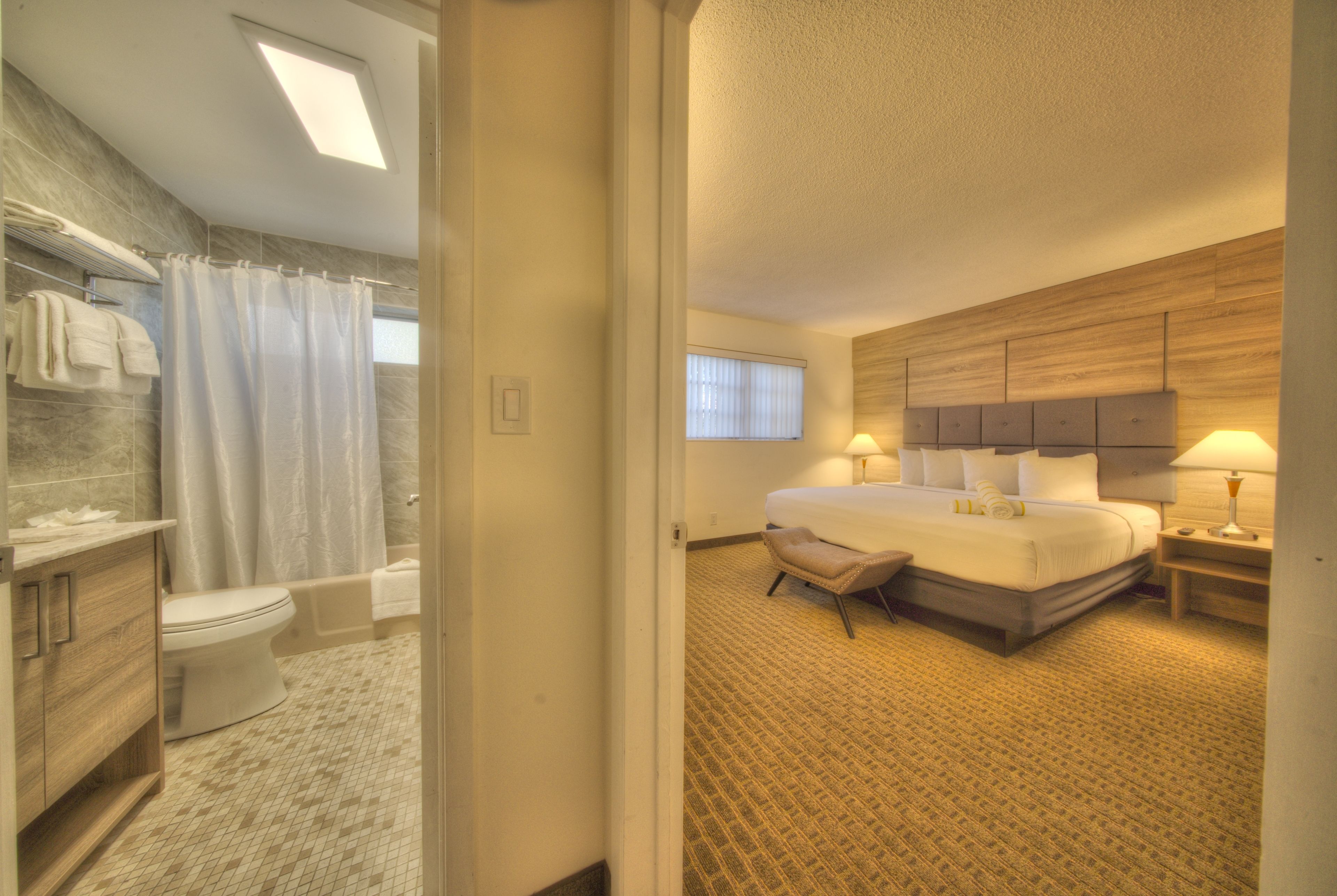 deluxe apartment, 2 bedrooms | 1 bedroom, premium bedding, in-room safe, individually decorated