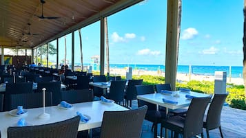 Beach bar