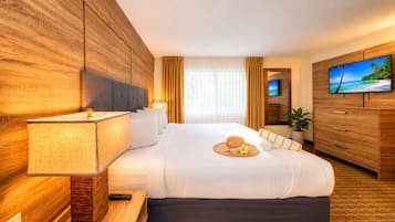 Deluxe Room, 1 King Bed