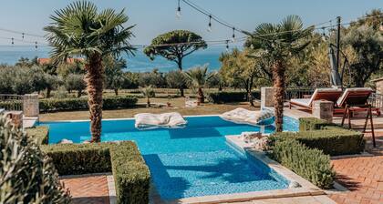 Talici Hill - Rustic Villas