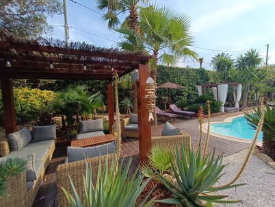 Splendid villa Antibes swimming pool, garden, classified 4*, spacious, very good reception.