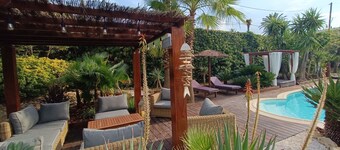 Splendid villa Antibes swimming pool, garden, classified 4*, spacious, very good reception.