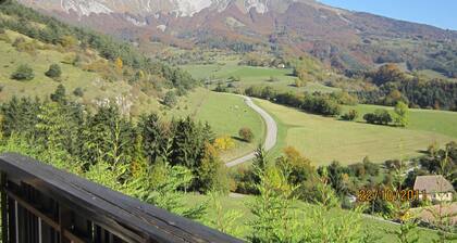 Wilderness Park VERCORS schönes Haus mit Panoramablick