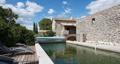 Independent Mas not overlooked with 10700m2 of enclosed park, 14x4 heated pool