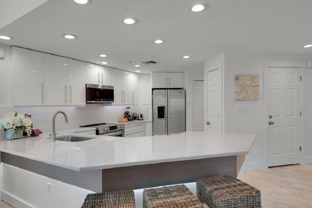 Sterling Sands - Gulf front - Unit 714 - FREE BEACH SERVICE...3 Bedroom - 3 Bath