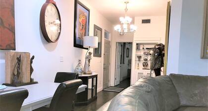 Central art and eclectic B