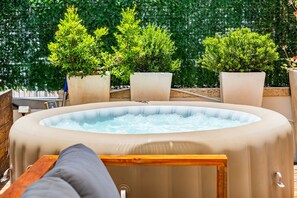 Terrace/patio - MAMAD, Penthouse & Jacuzzi in Neve Tzedek by FeelHome (Tel Aviv - Jaffa)