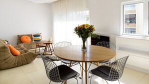 Dining - Relax & Sunny near Beach by FeelHome (Tel Aviv - Jaffa)