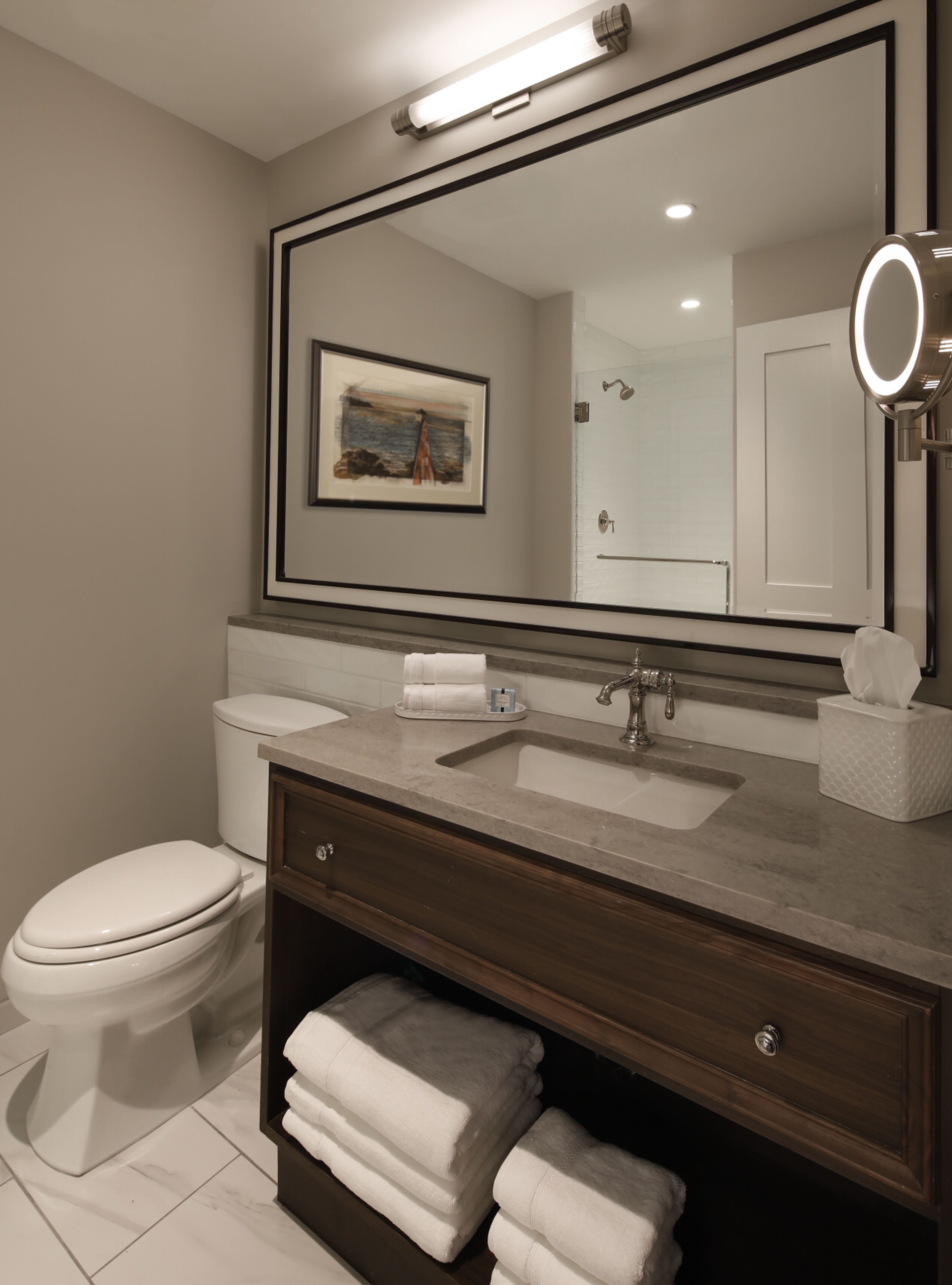 deep-soaking bathtub, free toiletries, hair dryer, towels