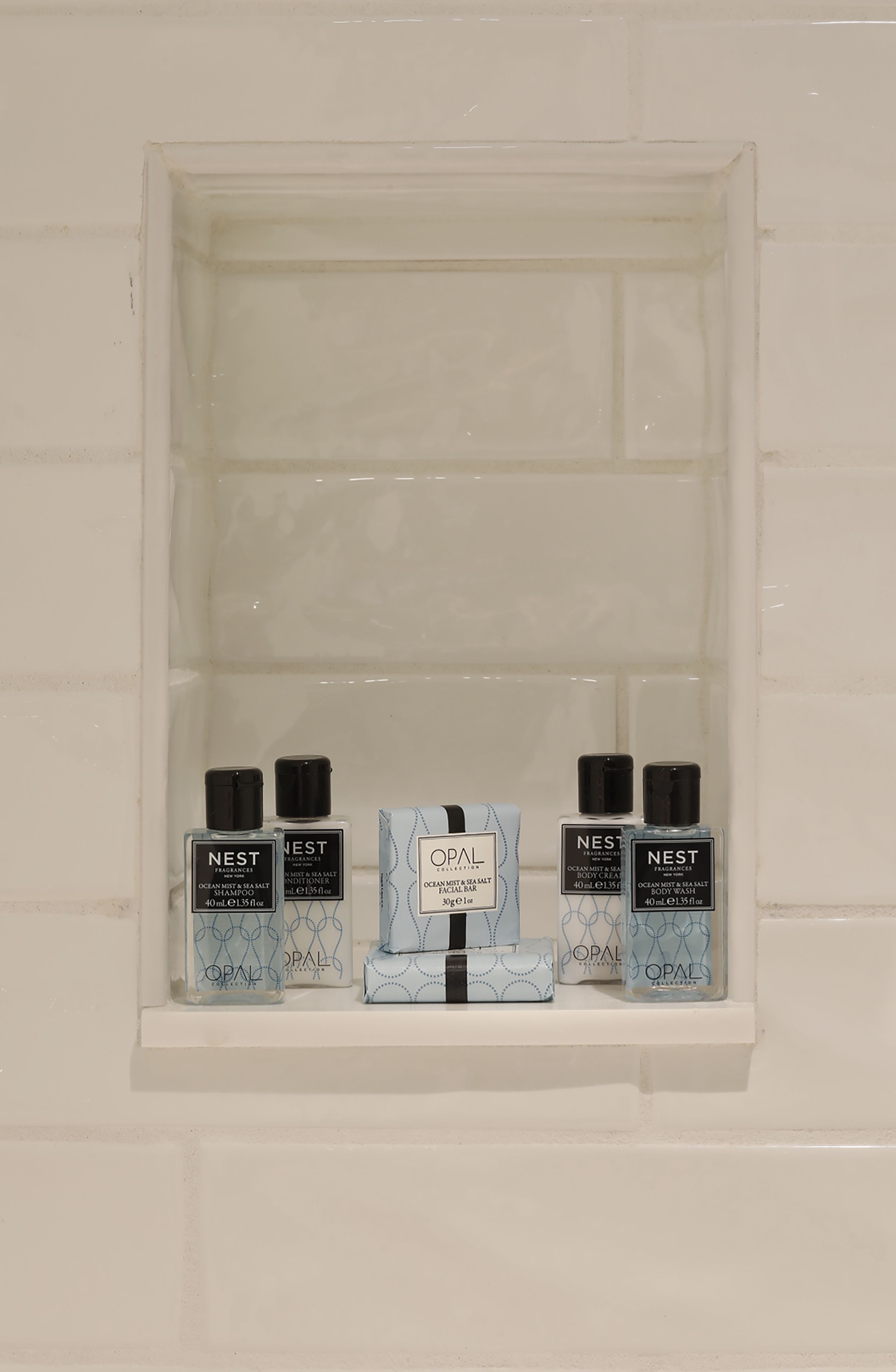 deep-soaking bathtub, free toiletries, hair dryer, towels