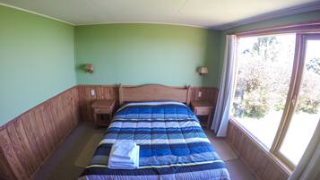 Standard Cabin, 2 Bedrooms | 2 bedrooms, free cribs/infant beds, free WiFi, bed sheets