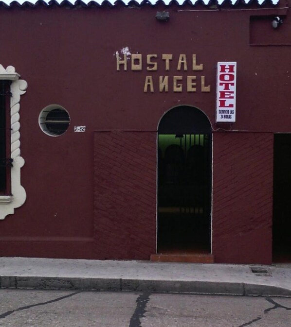 Entrada al alojamiento