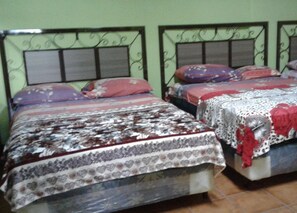 Free WiFi, bed sheets