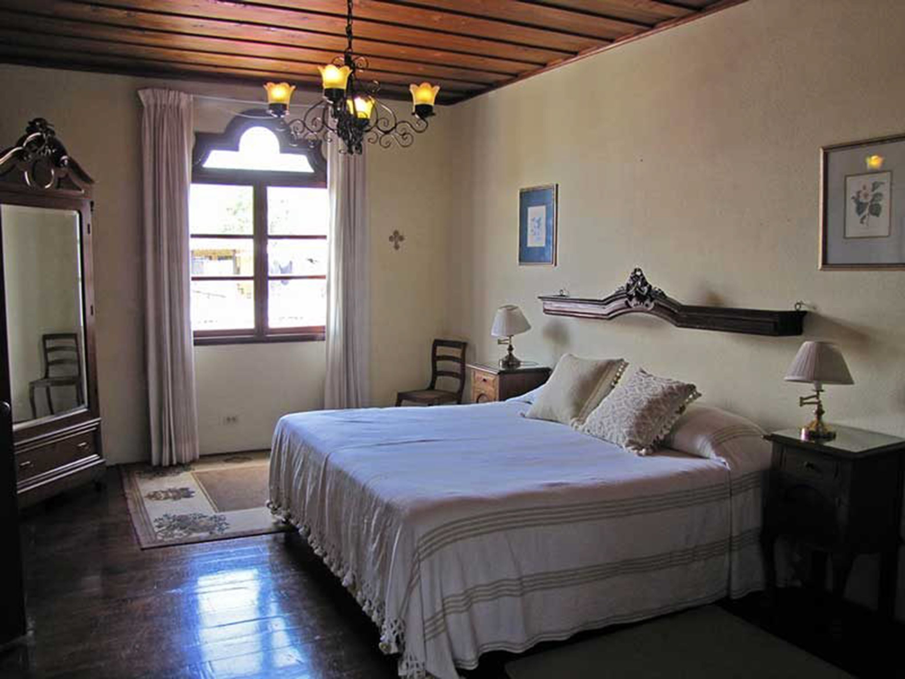 Kamar | 5 kamar tidur dan Wi-Fi gratis