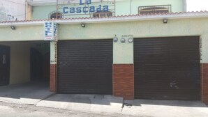 Unclassified image, 4 of 13, button - Hotel La Cascada (Guatemala City)