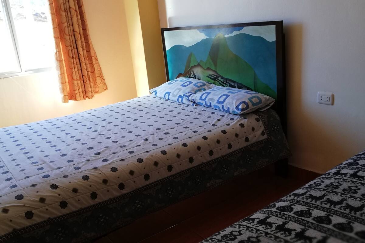 Free WiFi, bed sheets
