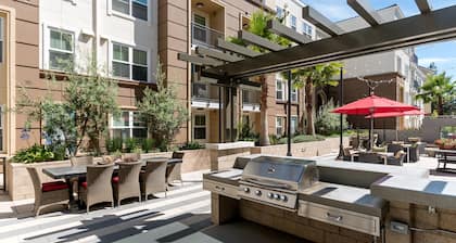 Bluebird Suites in Silicon Valley