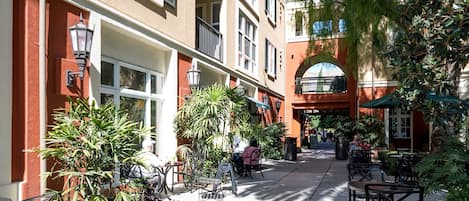 Konaklama yerinin ön cephesi