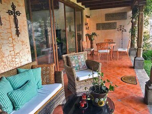 Double Room | Living area