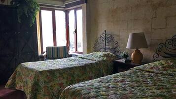 Double Room | 4 bilik tidur, Wi-fi percuma