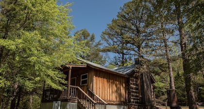 Log Cabin en Woods W / Trail & Scavenger Hunt Chimenea de madera, Lindale Canton Tyler